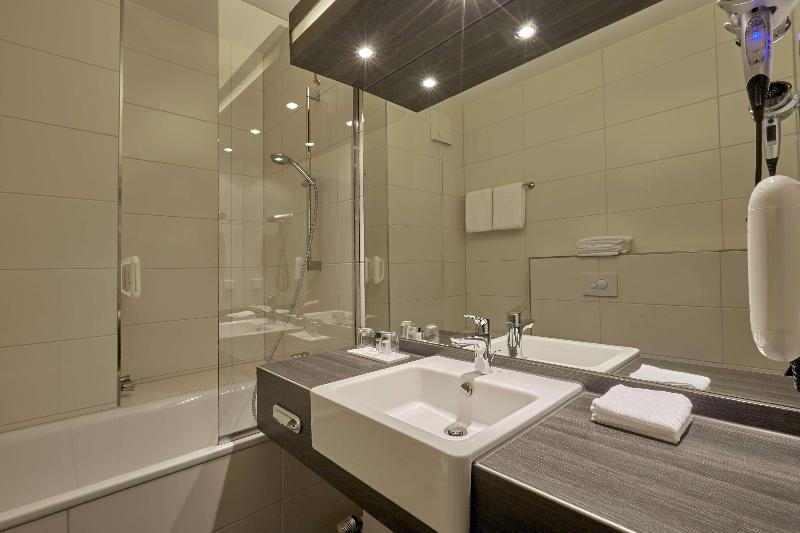 H+ Hotel Koeln Huerth - Oda
