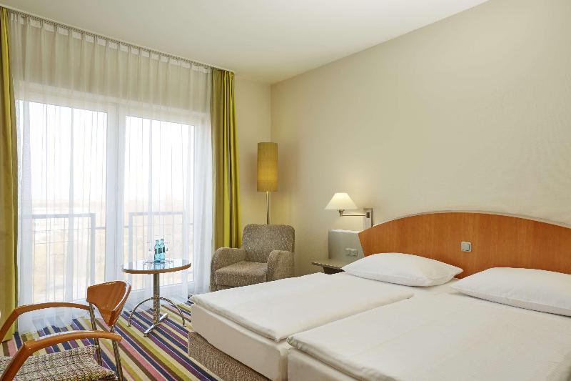 H+ Hotel Koeln Huerth - Oda