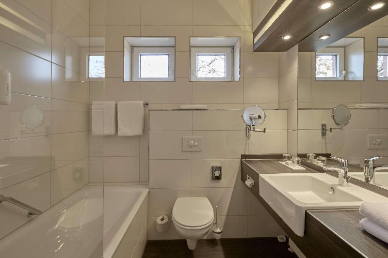 H+ Hotel Koeln Huerth - Oda