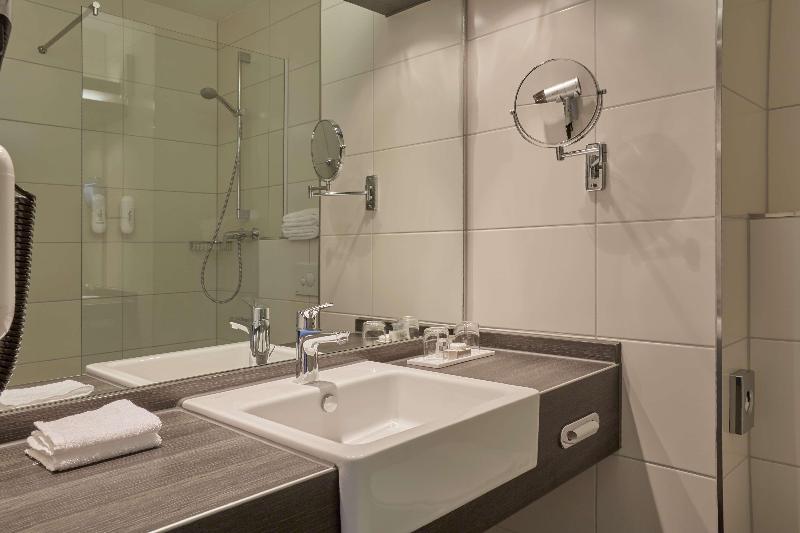 H+ Hotel Koeln Huerth - Oda