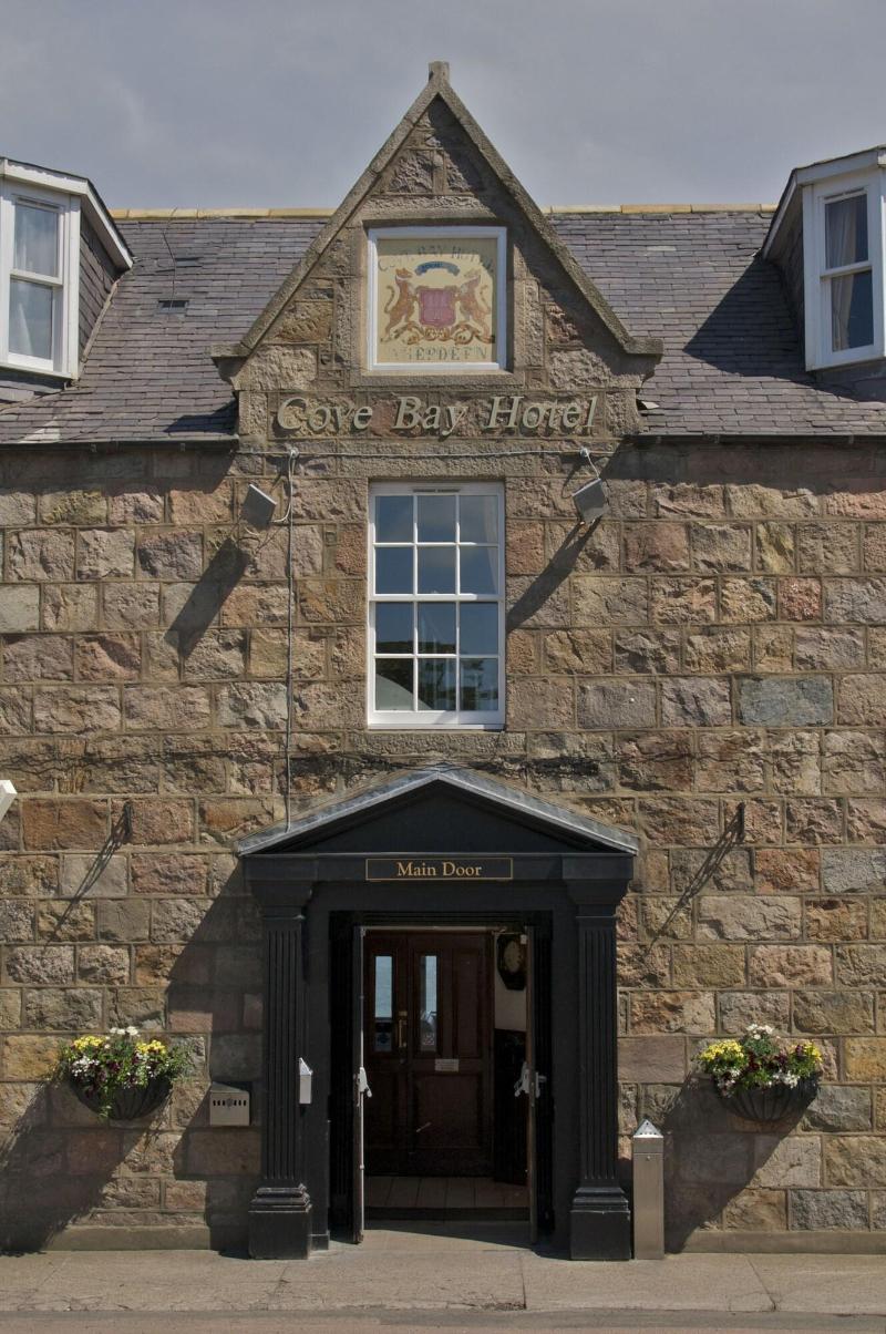 Cove Bay Hotel - Genel