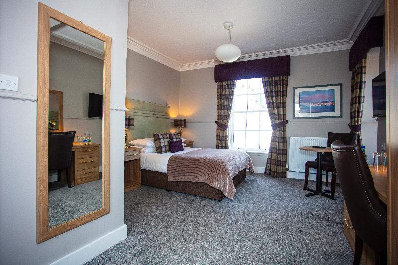 Cove Bay Hotel - Oda
