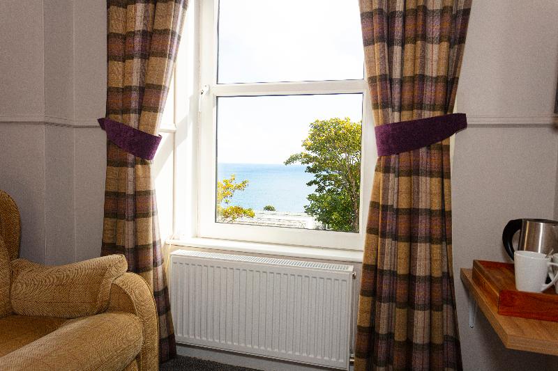 Cove Bay Hotel - Oda