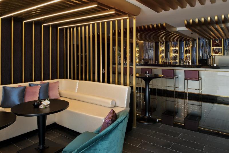 W Doha Hotel & Residences - Bar