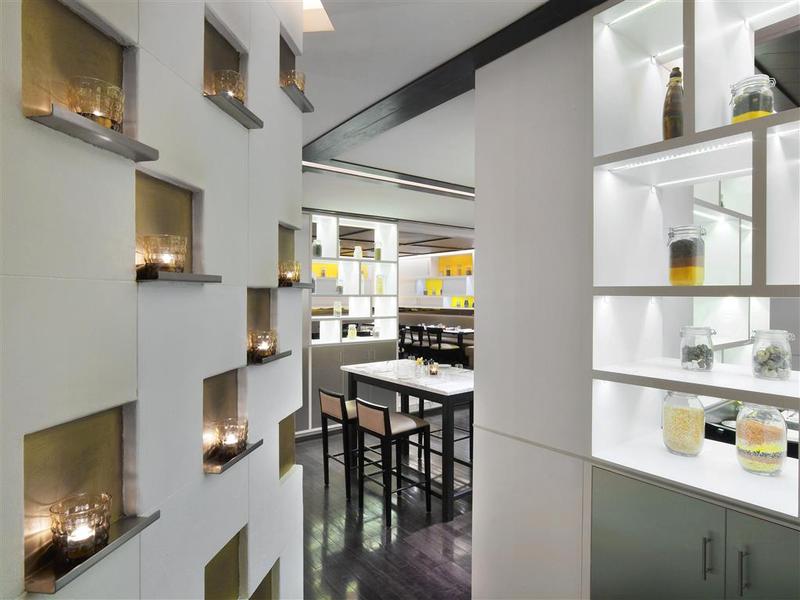 W Doha Hotel & Residences - Genel