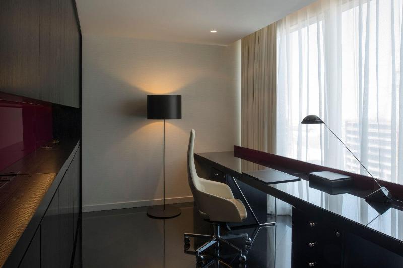 W Doha Hotel & Residences - Oda