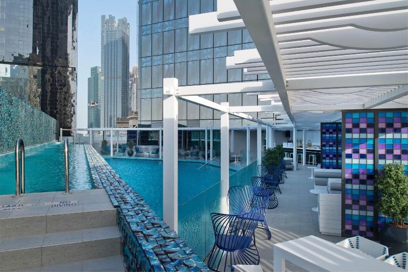 W Doha Hotel & Residences - Havuz