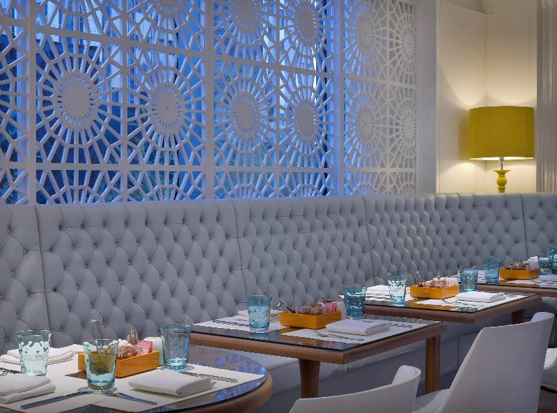 W Doha Hotel & Residences - Restoran