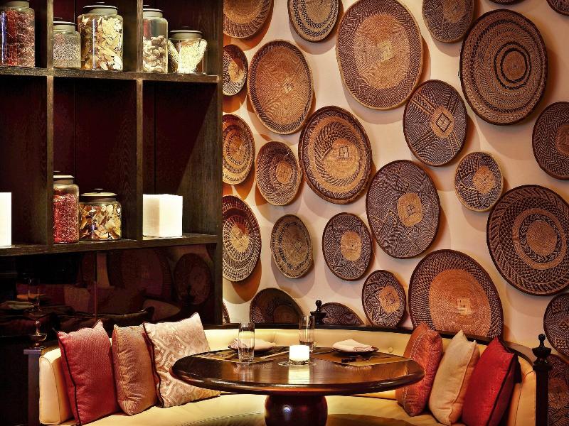 W Doha Hotel & Residences - Restoran