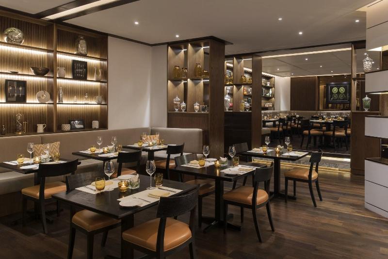 W Doha Hotel & Residences - Restoran
