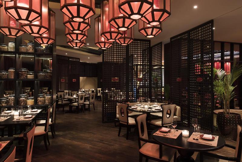 W Doha Hotel & Residences - Restoran