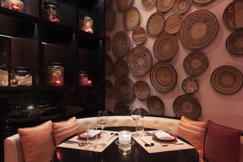 W Doha Hotel & Residences - Restoran