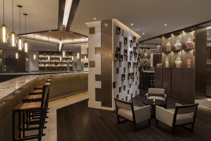 W Doha Hotel & Residences - Restoran