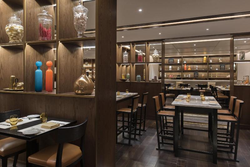 W Doha Hotel & Residences - Restoran