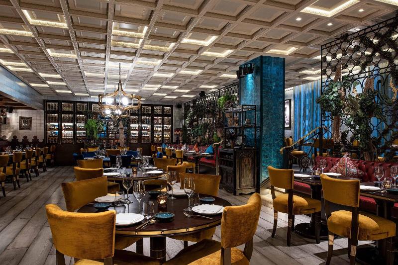 W Doha Hotel & Residences - Restoran