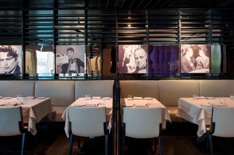 W Doha Hotel & Residences - Restoran
