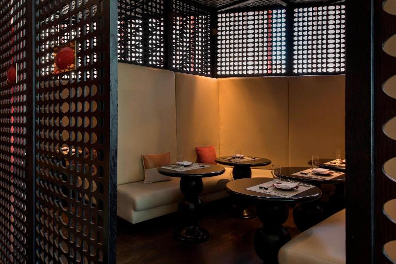 W Doha Hotel & Residences - Restoran