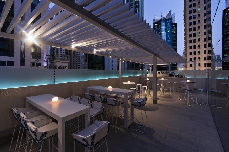 W Doha Hotel & Residences - Teras