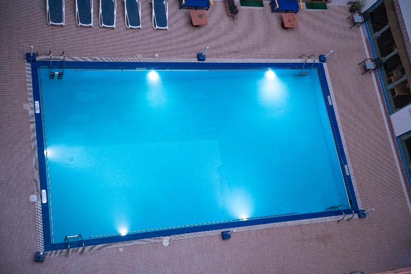 Ramee Guestline Hotel - Havuz