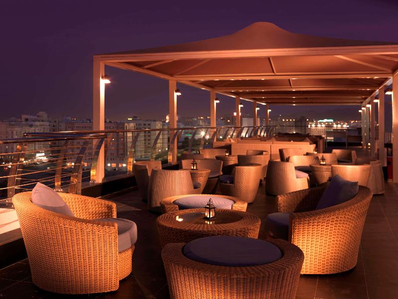 Park Inn by Radisson Muscat - Bar