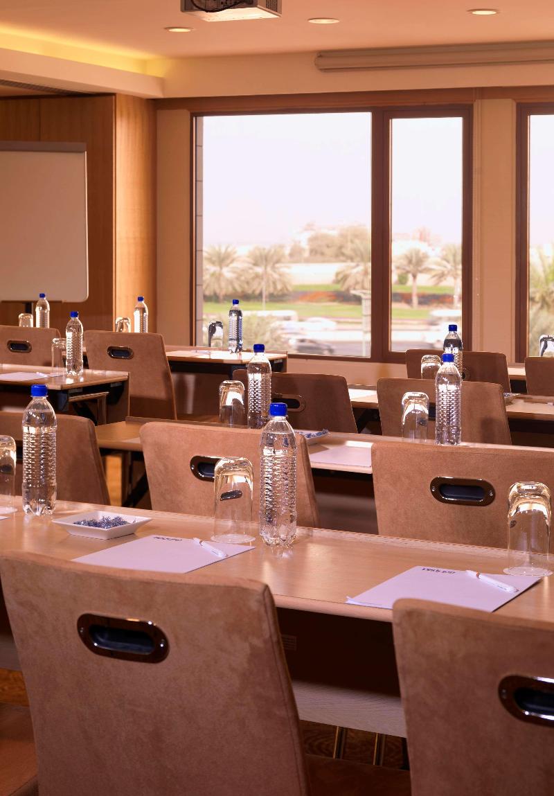 Park Inn by Radisson Muscat - Toplantı