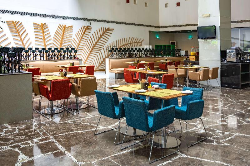 Park Inn by Radisson Muscat - Restoran