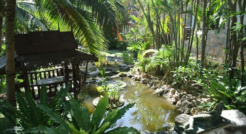 Salad Beach Resort - Genel