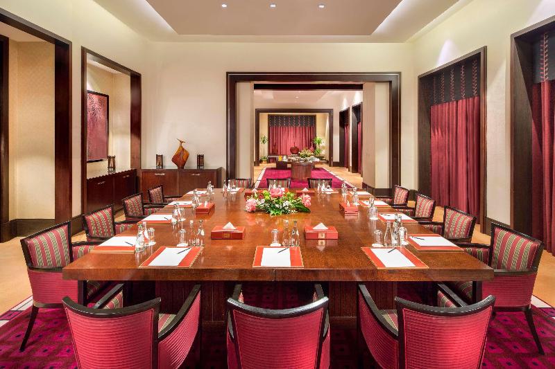 Waldorf Astoria Qasr Al Sharq - Toplantı