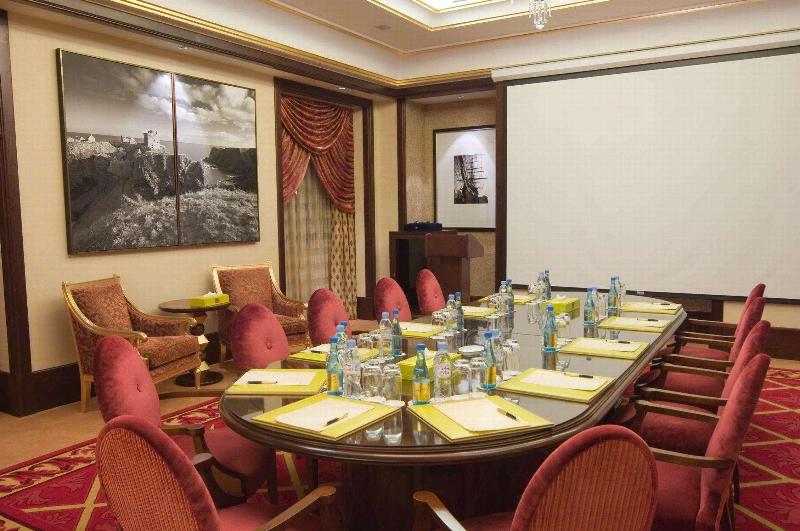 Waldorf Astoria Qasr Al Sharq - Toplantı