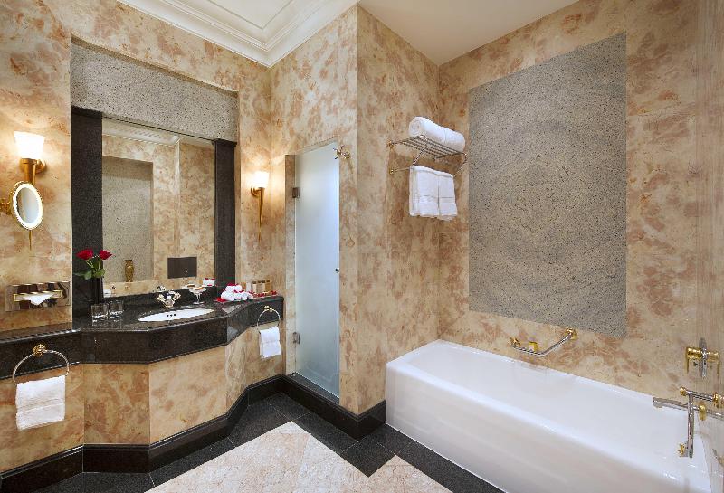 Waldorf Astoria Qasr Al Sharq - Oda