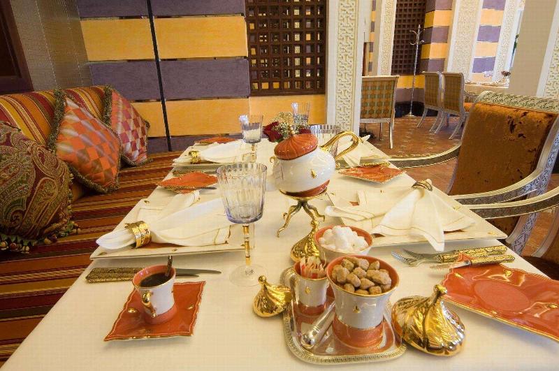Waldorf Astoria Qasr Al Sharq - Restoran