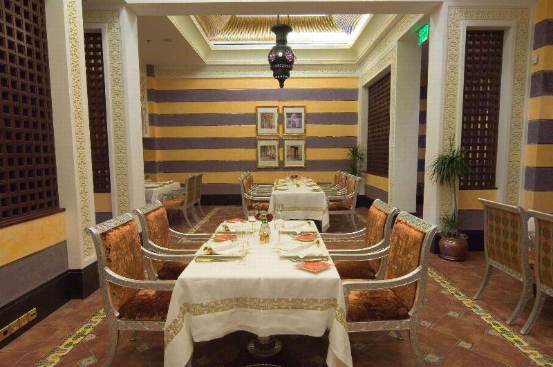 Waldorf Astoria Qasr Al Sharq - Restoran