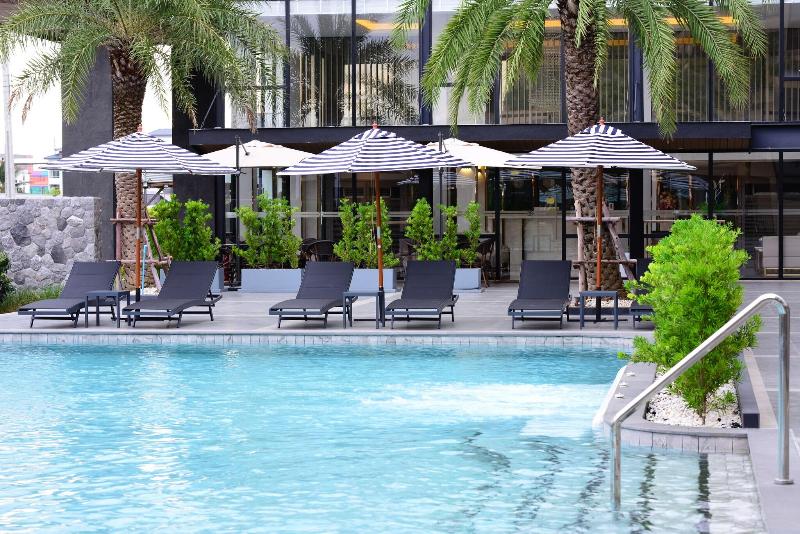 BS Residence Suvarnabhumi - Havuz