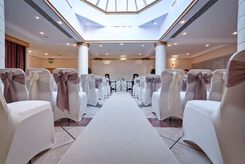 Best Western Premier Suites Hotel Spa Liverpool-Kn - Toplantı