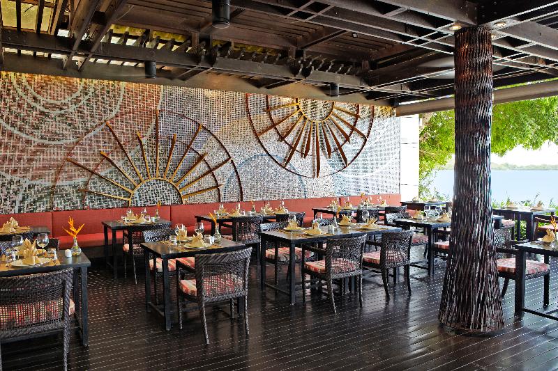 Sareeraya Villas & Suites - Restoran