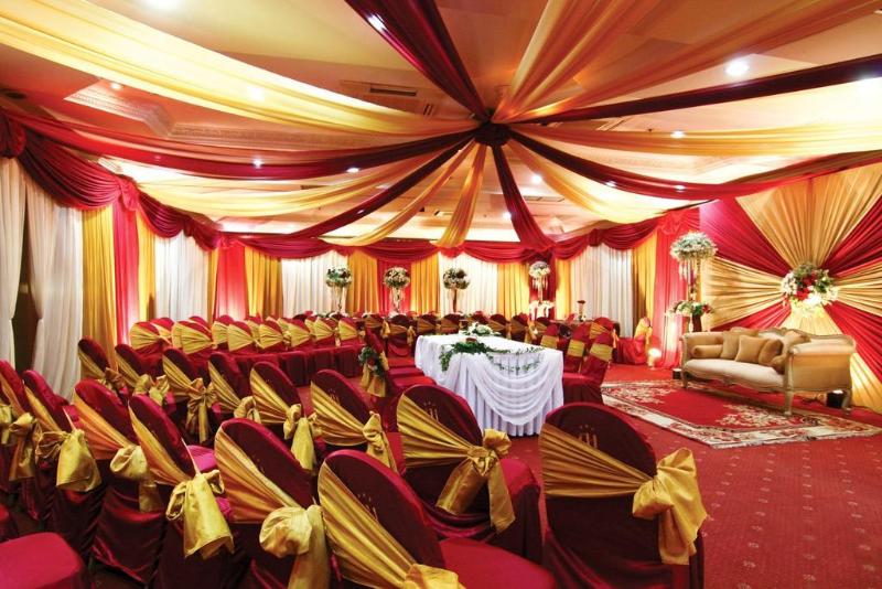Royal Regantris Cendana - Toplantı