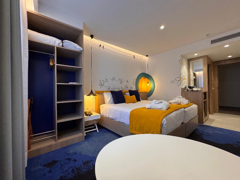 Carlton - Oda