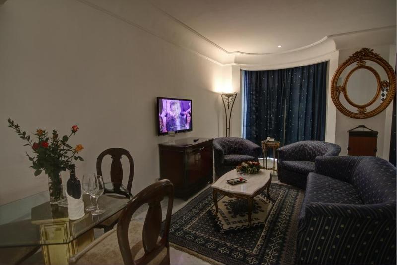 Hotel La Maison Blanche - Genel