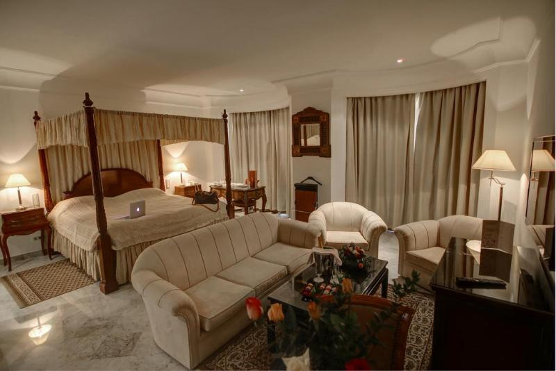 Hotel La Maison Blanche - Genel
