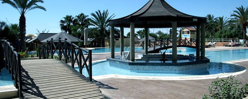 Le Paradis Palace - Havuz