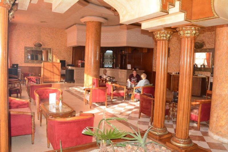 Royal Jinene - Bar