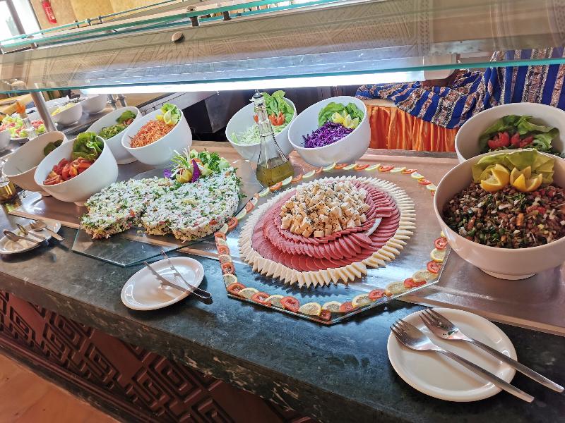 Royal Jinene - Restoran