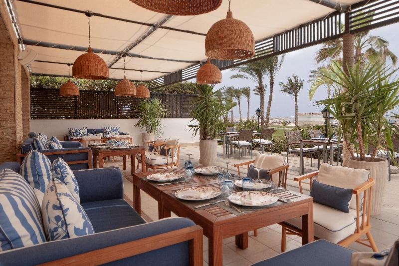 JAZ Elite Crystal, Almaza Bay - Restoran