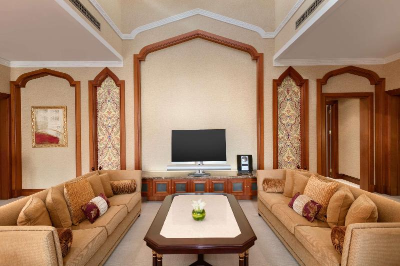 Shangri-La Qaryat Al Beri, Abu Dhabi - Oda