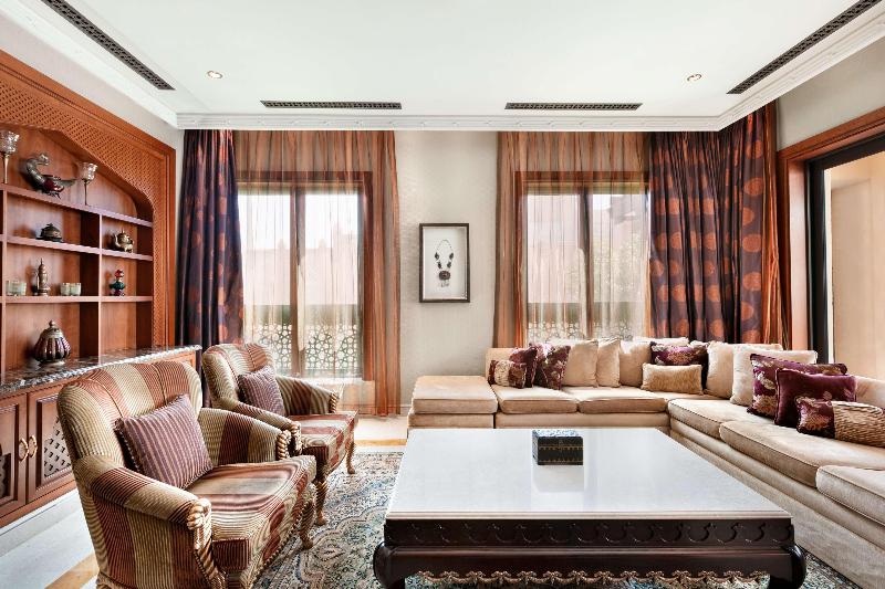 Shangri-La Qaryat Al Beri, Abu Dhabi - Oda