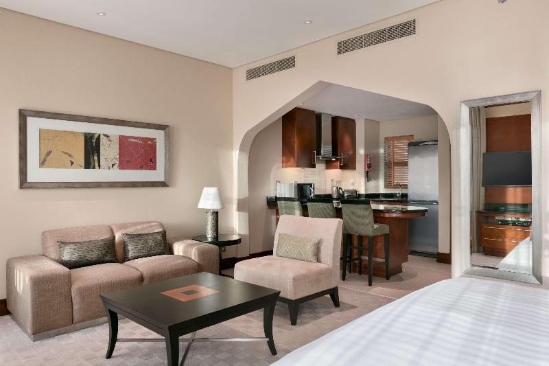 Shangri-La Qaryat Al Beri, Abu Dhabi - Oda