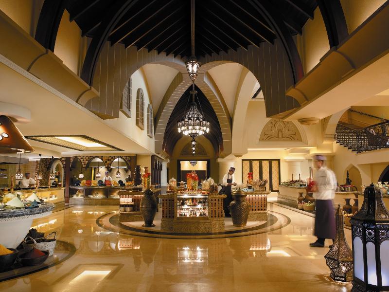 Shangri-La Qaryat Al Beri, Abu Dhabi - Restoran