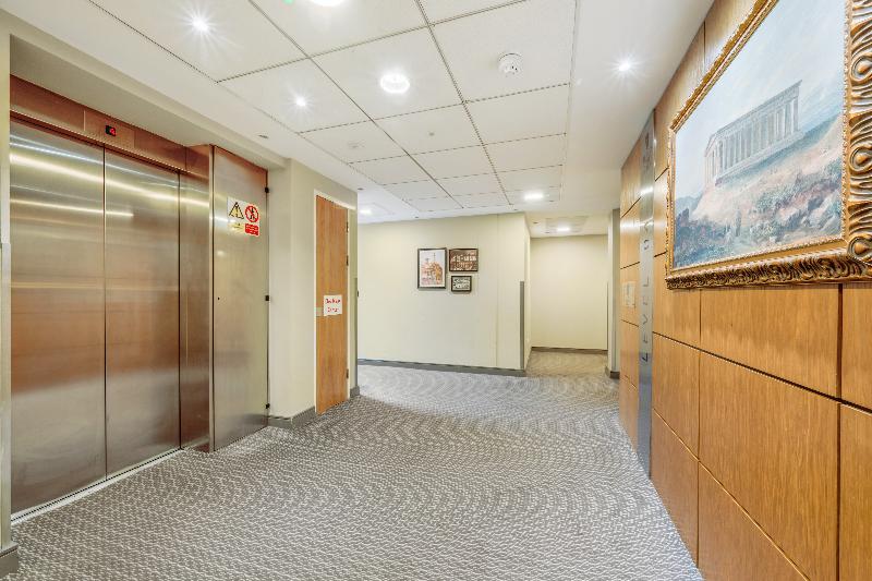 Princes Street Suites - Lobi