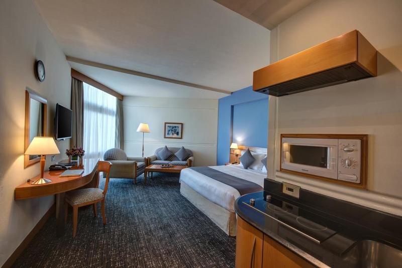 J5 Hotel Port Saeed (formerly Rihab Rotana) - Oda