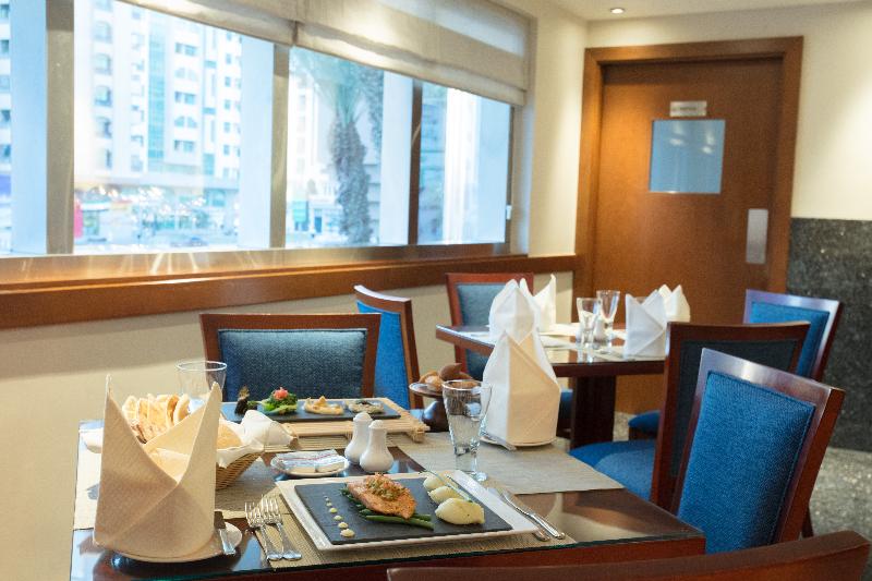 Al Rawda Arjaan by Rotana - Restoran